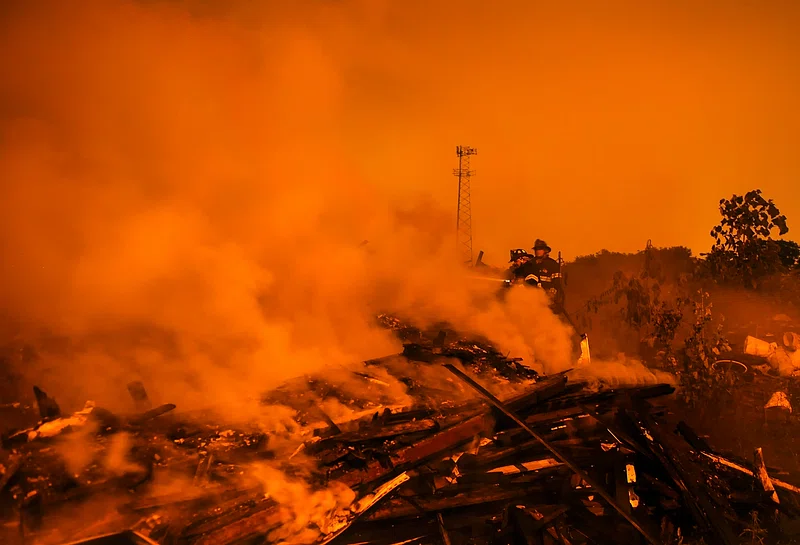 The damage caused by the Los Angeles wildfires could amount to a staggering $250 billion.